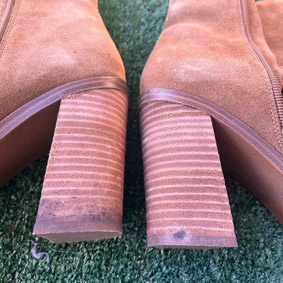 🆕 Brown Steve Madden Suede Ankle Boots - Picture 3 of 6